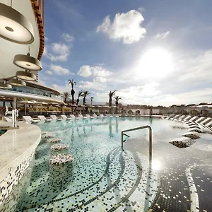 Hard Rock Tenerife ***** אדחה